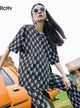 LARCHY来尔佳昵2024夏装圆领短袖T恤