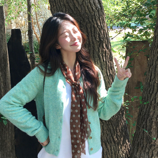 薄荷绿毛衣开衫日系软糯小个子短款圆领少女洋气浅水绿针织衫外套