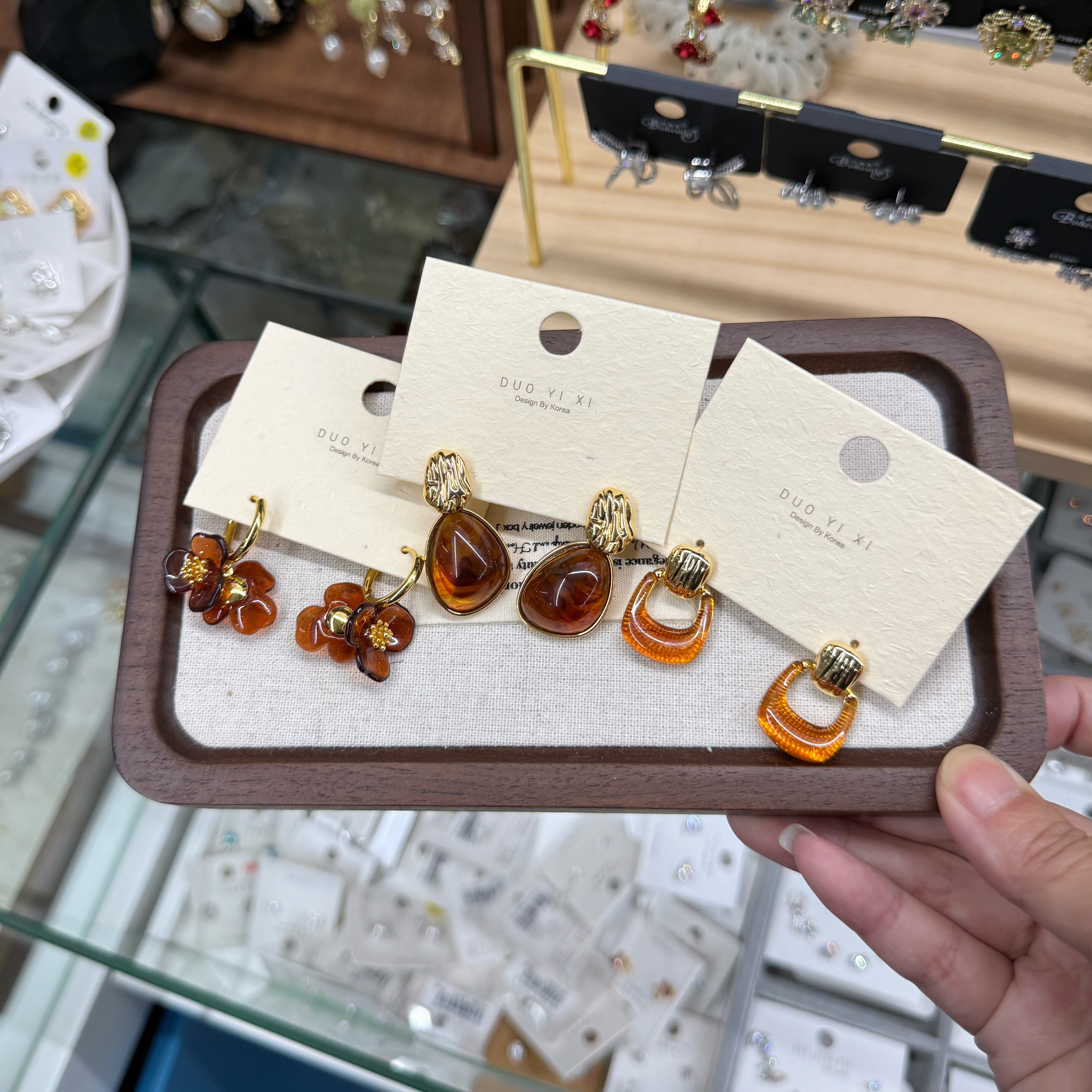 咖色花朵耳环女复古港风小众高级感耳坠2025早秋氛围感耳饰,饰品/流行首饰/时尚饰品新,耳环,淘宝优惠券,粉丝福利购,淘宝优惠卷