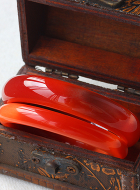 正品红猫眼石手镯女天然水晶手链玉石饰品老人韩版时尚母亲节礼品