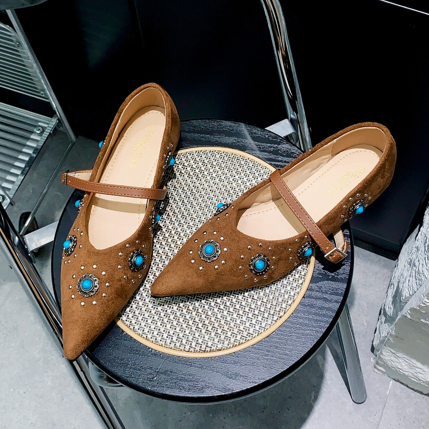 手工铆钻拼花一字扣带平底瘦脚单鞋四季休闲鞋复古蓝色水钻精致鞋,女鞋,棉鞋,淘宝优惠券,粉丝福利购,淘宝优惠卷