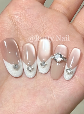 【白冰糖】千金清冷感白色法式手工穿戴甲高级感长款猫眼美甲贴片