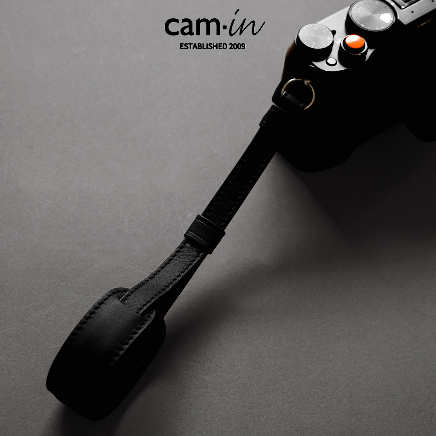 cam·in加宽舒适真皮相机手腕带