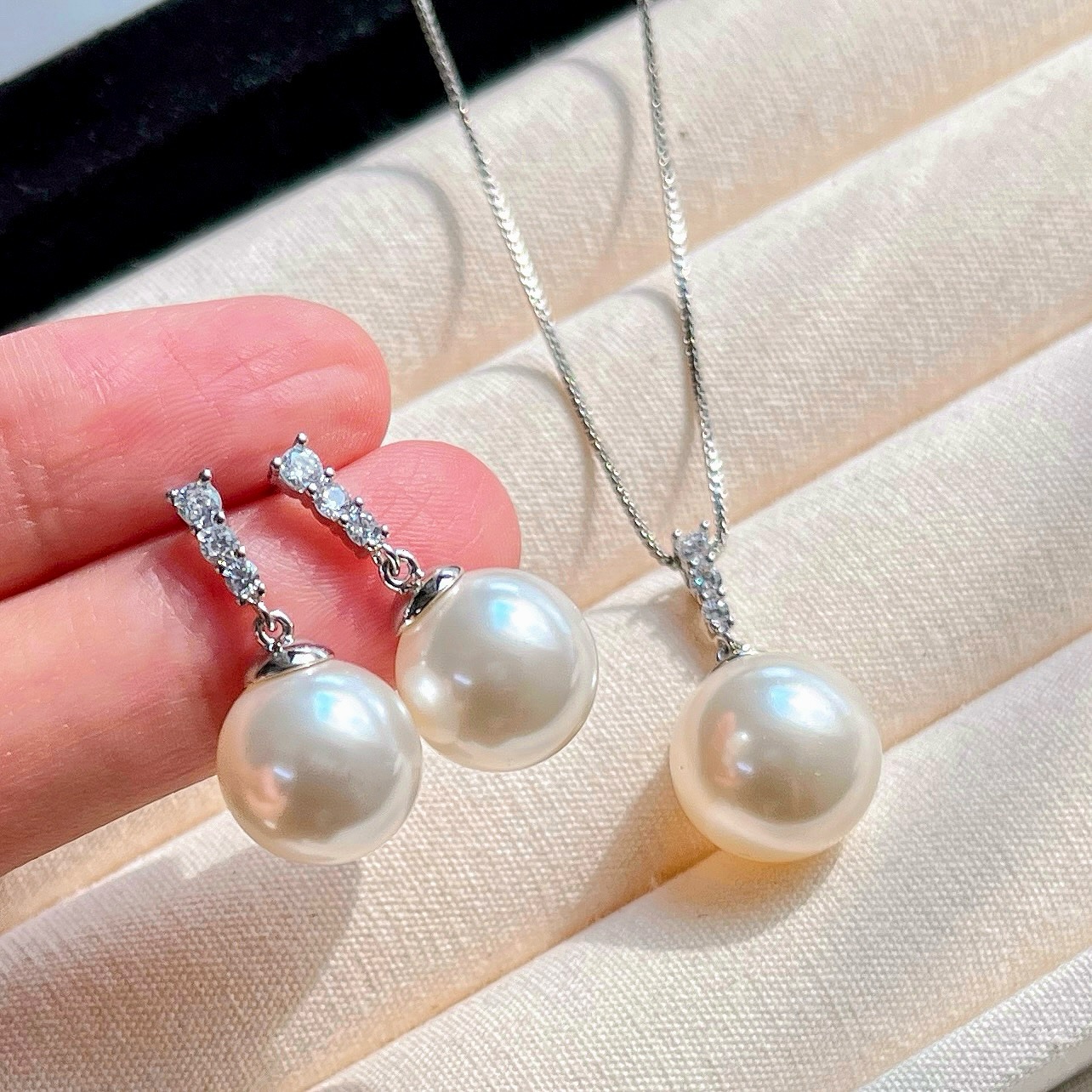 法式大颗粒通勤款仿海水澳白施家珍珠吊坠耳钉耳环耳饰配送链子