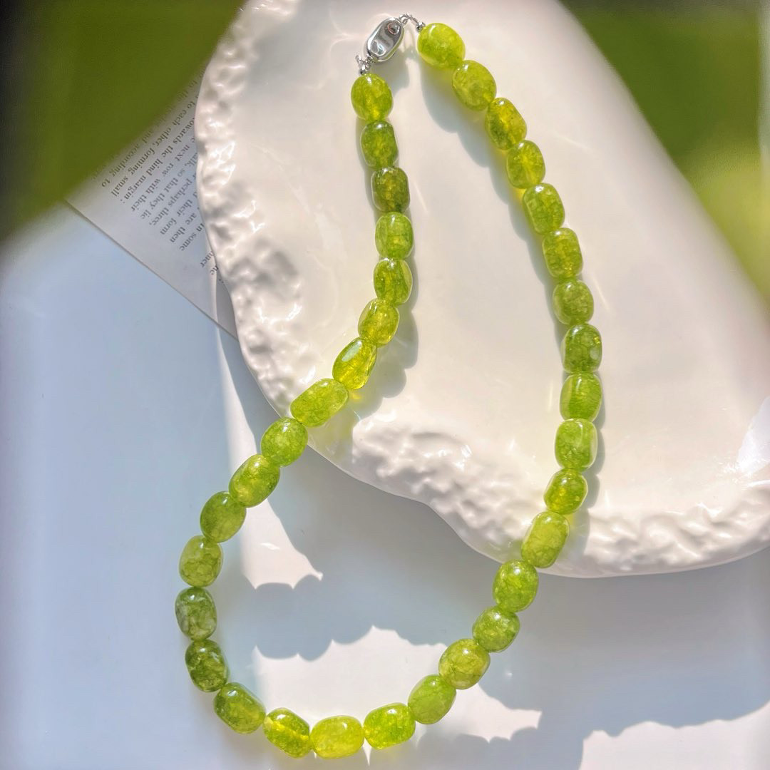 翡翠绿色石英岩玉橄榄色串珠项链简约百搭气质颈链锁骨链