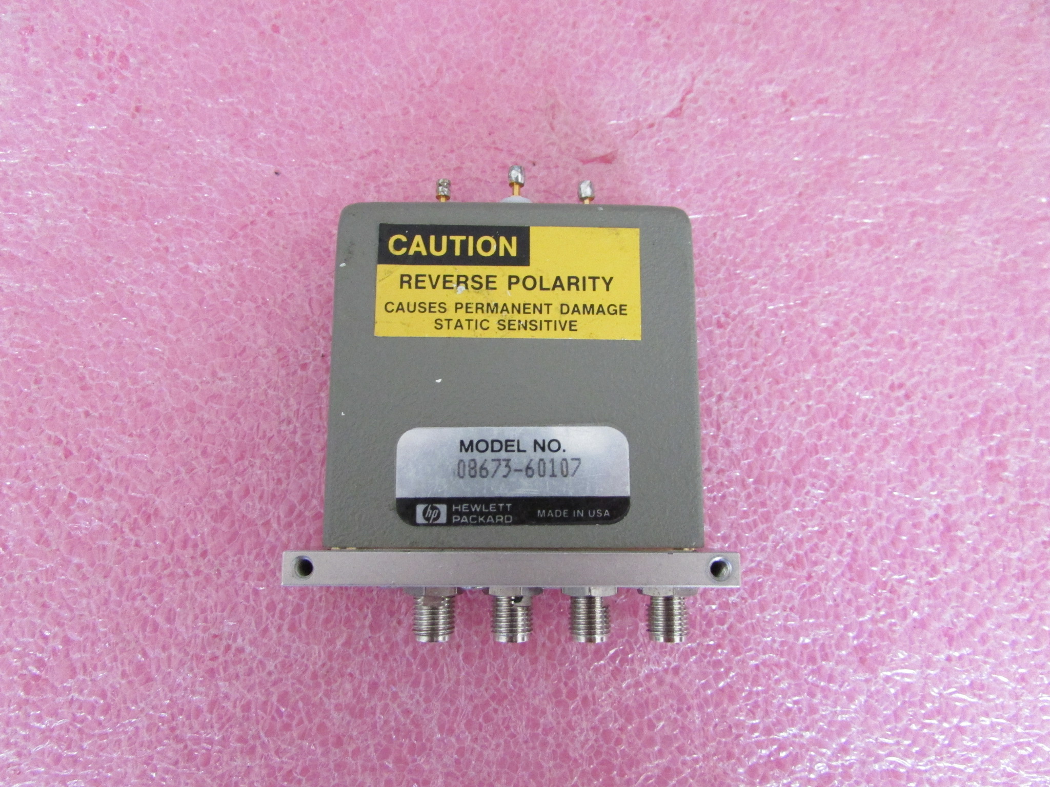 HP/Agilent 08673-60107 SMA SPDT DC-26.5GHz 射频同轴开关