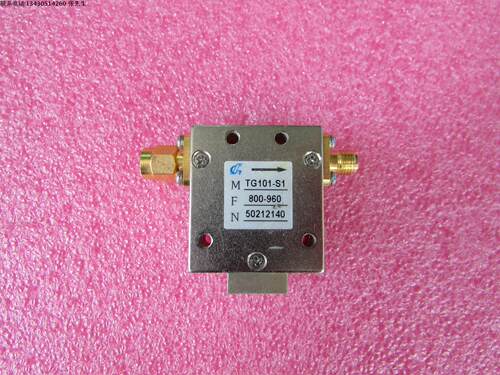 进口TG101-S1  790MHz-1GHz SMA 隔离度.:＞20dB  RF 射频微波同轴隔离器 质量包好，包能用  可提供详细测试图 请放心购买 频率范围：790MHz-1GHz  插损:＜0.5dB 隔离度.:＞21dB 接头：SMA