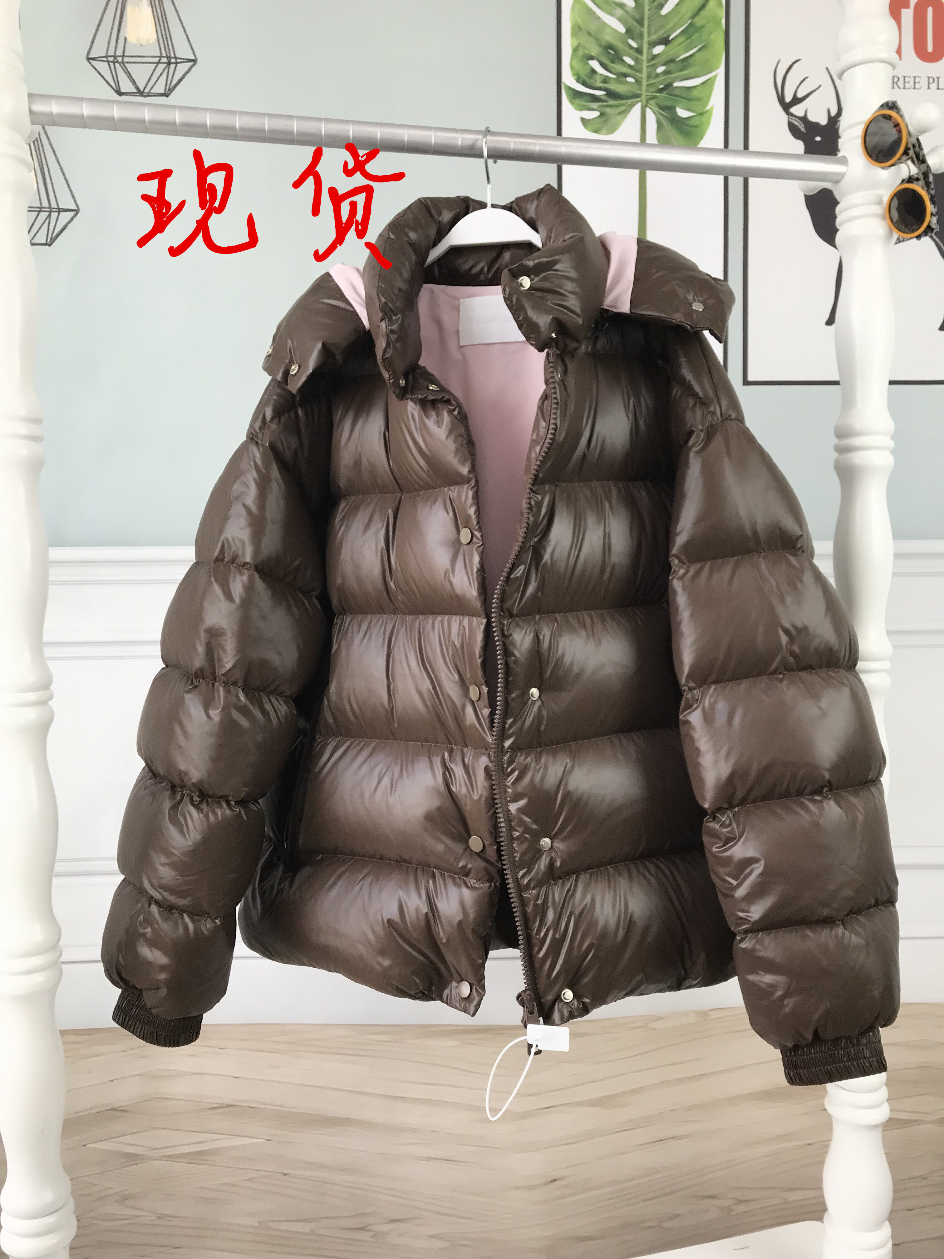 老j家 sfr*esh安心巧克力软欧包夹心羽绒服轻柔保暖蓬松外套女