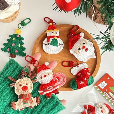 2Pcs Christmas Decoration Weaving Pendant Girl Keychain Vers