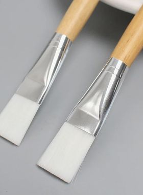 Professional Cosmetics Makeup Mask Brush Wooden Handle Facia