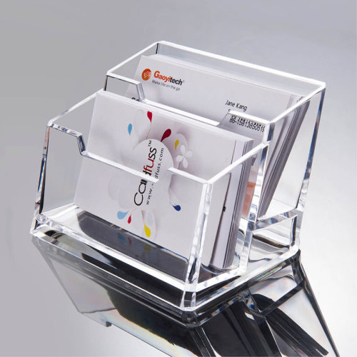 Transparent single-layer plastic business card holder