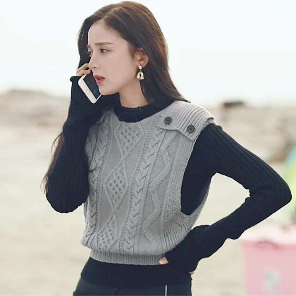 十年三月三十日古力娜扎袁莱同款韩版宽松背心马甲毛衣针织打底衫