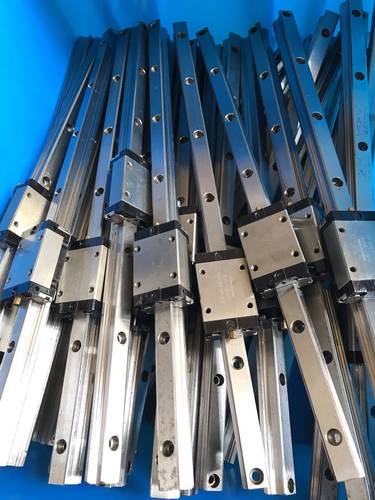 台湾CPC AR15MN滑块，导轨380毫米长，手感顺滑无间隙二手拆机货