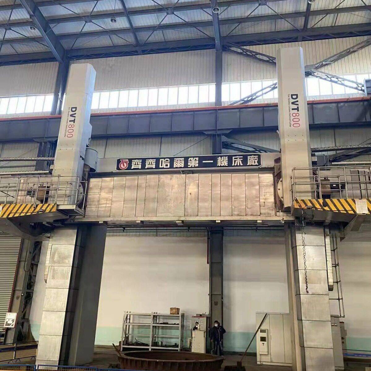 W110NC-X10x300水平下调式数控三力丰0辊卷板机