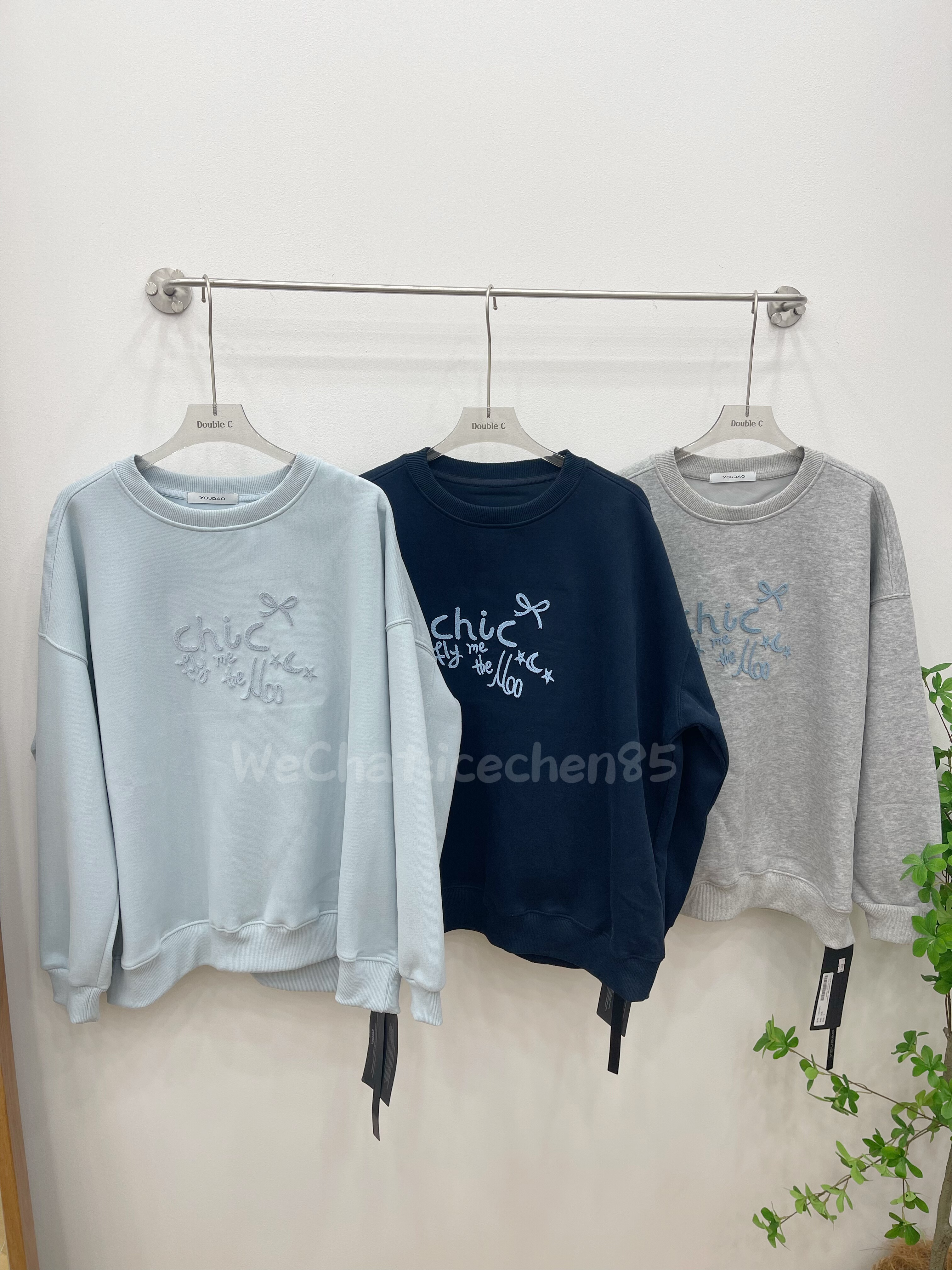 新款上架 刺绣字母无帽圆领卫衣女美式慵懒chic套头上衣TX52391