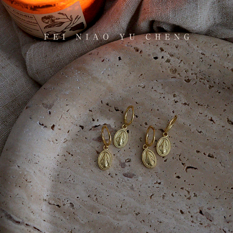 飞鸟屿城罗马女王金币简约时尚银镀金耳环轻奢高级感耳扣气质耳饰