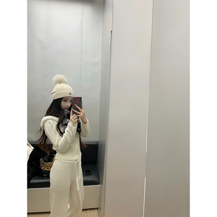 「 1.8 20:00 NEW 」DUCHUNZI 我的休闲套组獭兔毛领针织开衫裤子