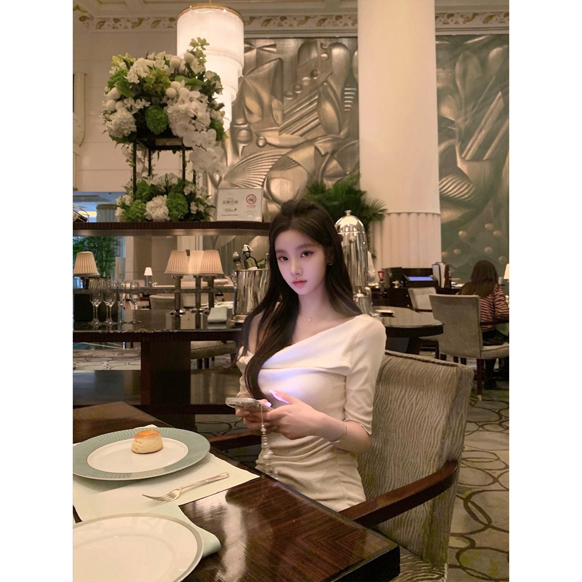 DUCHUNZI斜肩针织短袖