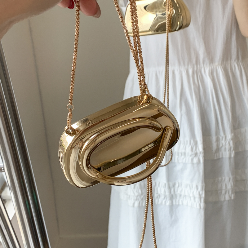 2025新款夏季新款欧美风时尚晚宴包个性手拿包链条斜跨女包口红包