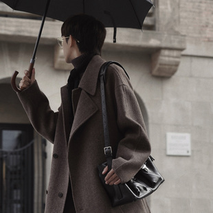 ELI 双领不对称设计澳洲初剪绵羊毛双排扣羊毛大衣 圣彼得堡