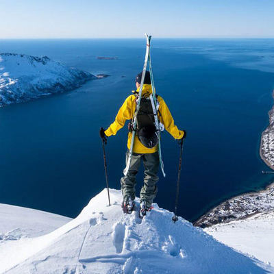 老人头Norrona Lofoten GTX防水耐寒连帽登山滑雪衣透气冲锋衣男