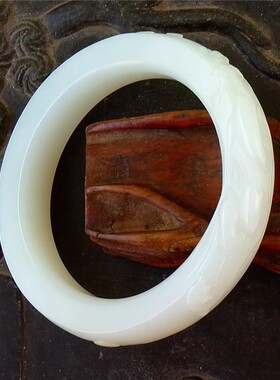 天然新疆和田玉羊脂玉方手镯子53