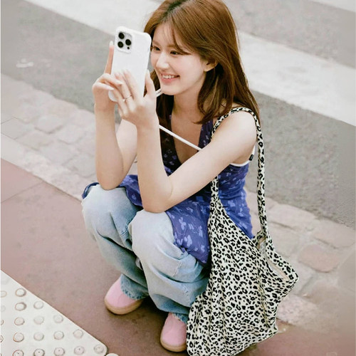 赵露思同款豹纹帆布包女韩国碎花慵懒风单肩斜挎包上班通勤托特包