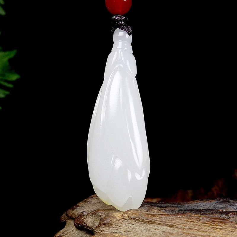 玉兰花 新疆和田玉羊脂白玉挂件油润玉兰花吊坠挂件 重9.88克