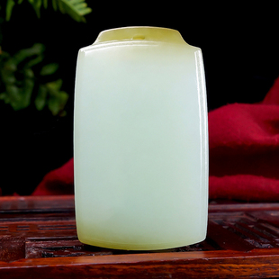 新疆大师李林霏和田玉过灯细料且末糖老料平安无事牌挂件 48.75克