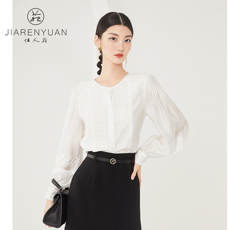 佳人苑衬衫女2024年春季新款时尚圆领手工绣花压褶纹灯笼袖雪纺衫