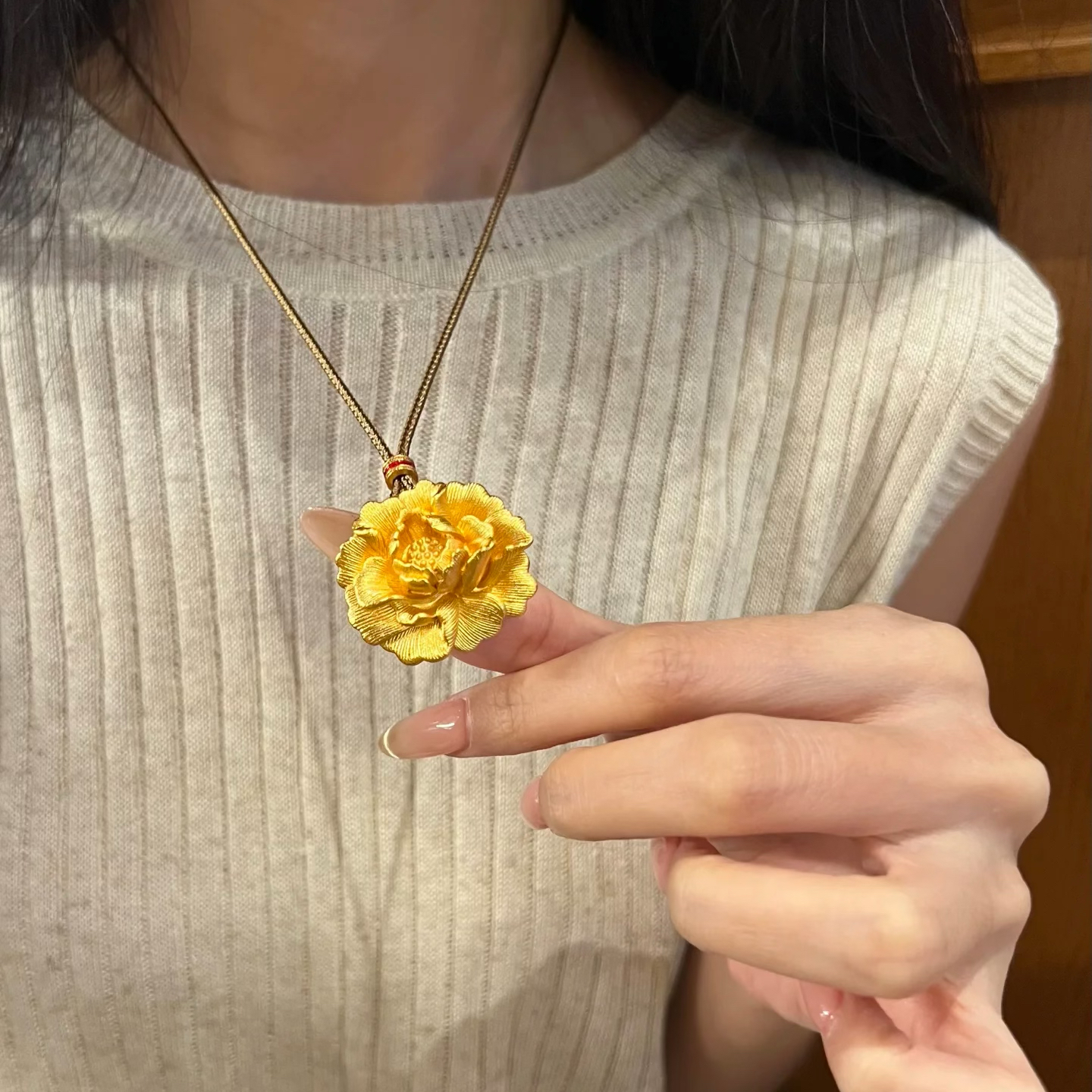 牡丹花吊坠仿真黄金项链国风新中式轻奢锁骨链镀金高级百搭毛衣链
