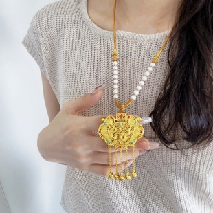 天子门生金锁吊坠项链仿真黄金沙金色女款链子平安锁婚礼假金首饰