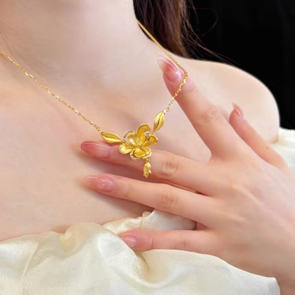 玉兰花沙金项链周家仿真黄金仿足金久不掉色轻奢花朵婚嫁锁骨链女