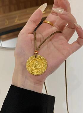 韦雪同款字符锤纹黄财神吊坠