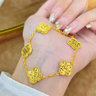 碎碎冰四叶草沙金手链女仿真黄金色幸运草轻奢镭射碎冰冰手环项链