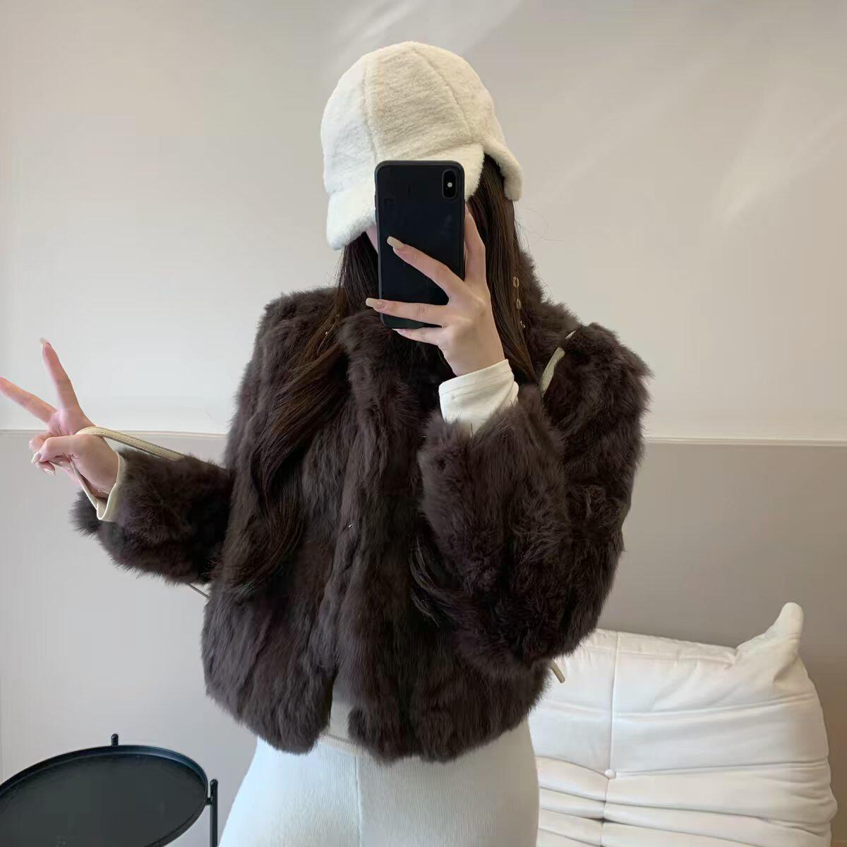 复古深棕色立领真獭兔毛皮草外套女冬季短款小个子显瘦毛毛大衣