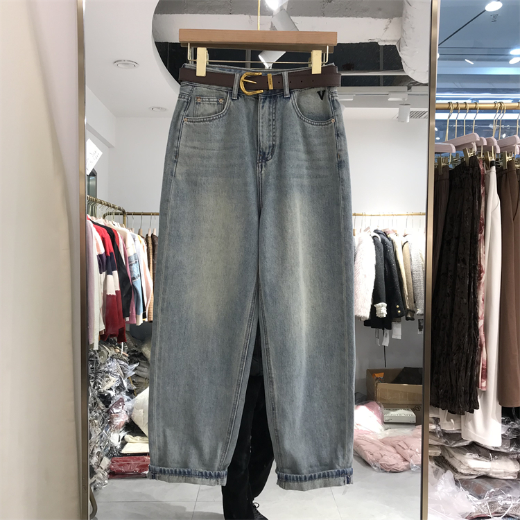 jeans欧货6017浅蓝色牛仔裤女2024春新款宽松百搭卷边直筒男友裤