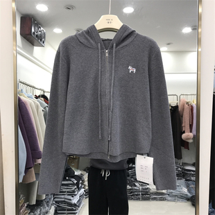 CRAYON蜡笔2026春新款连帽拉链针织开衫女小马刺绣百搭毛衣小外套