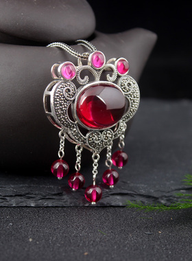 银红色石榴石长命锁流苏链大吊坠