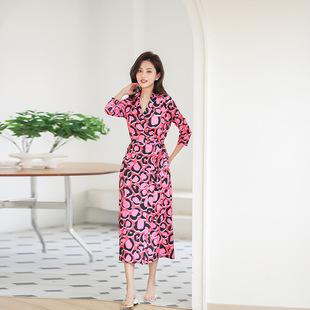 连衣裙中长款 欧美新品 碎花沙滩裙度假一片式 DVF2026裹身裙夏季