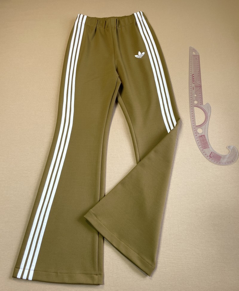 春季新款微喇裤女长裤咖啡色高腰喇叭裤深灰色弹力修身显瘦休闲裤