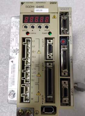SGDH-04AE-OY  SGMAH-04A1A6CD-OY   YASKAWA/安川  伺服 400w