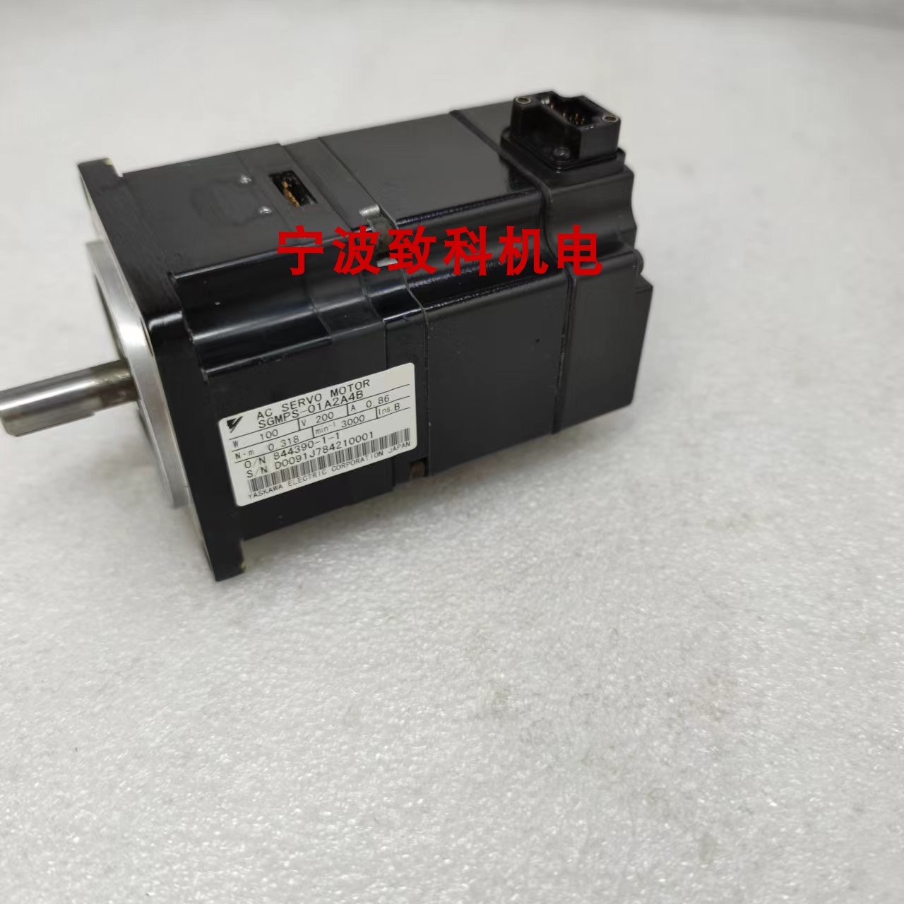 YASKAWA/安川 SGMAS-A5A2A21 SGMAS-01ACA2S 伺服电机 原装 现货