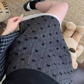 早秋蝴蝶结灰色短裙蕾丝边大码 高级感显瘦a字防走光半身裙子miu系