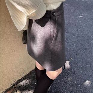 深灰色毛呢短裙秋冬小个子a字高级感显瘦半身裙设计感韩系百搭女