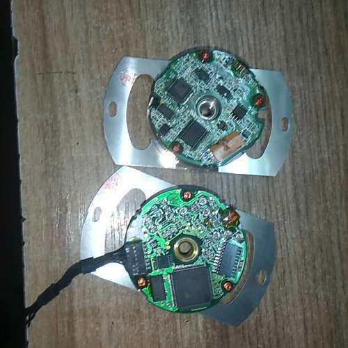 SGMGH一09AcA6c电机偏码器拆机包好转轴顺单个价