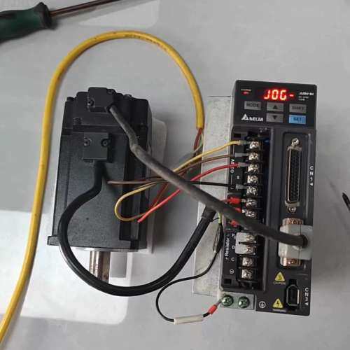 台达伺服驱动器，ASD-B2-0721-B，实物拍摄，成色如