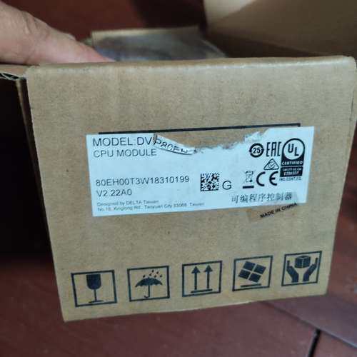 DVP80EH00T3台达plc就一个包装盒标签不太好