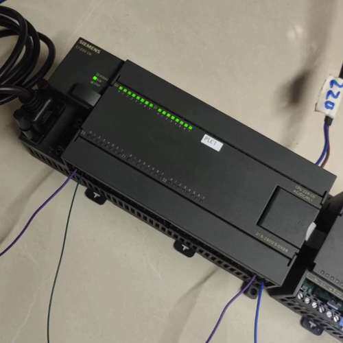 S7－200 CN，216－2BD23－0XB8，23