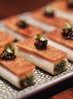 水晶片么么皮鱼子酱脆皮肉试菜专用餐饮供应特色冷菜